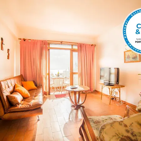 A06 - Seaview 1 Bed *