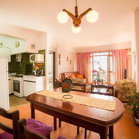 A06 - Seaview 1 Bed *