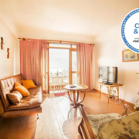 A06 - Seaview 1 Bed Appartement