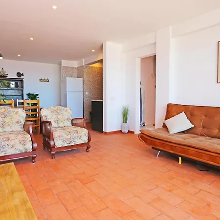 A06 - Seaview 1 Bed * Luz